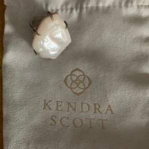 Kendra Scott Ring -